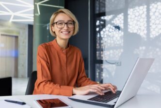 Satysfakcja z pracy jest bardzo ważna / Fot. voronaman, Shutterstock.com