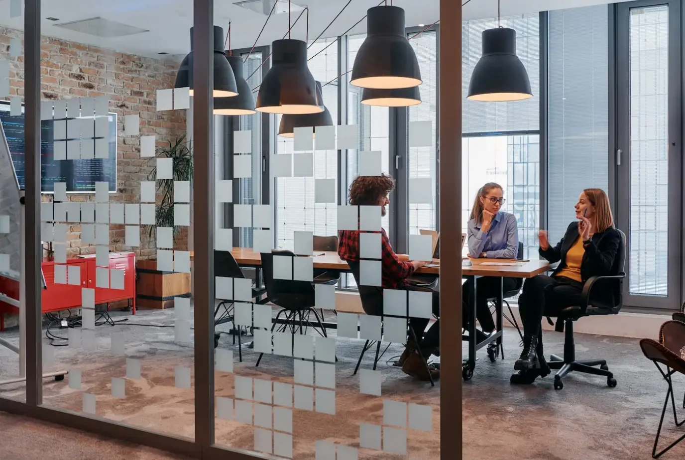 Executive coaching dla zarządów. To nie „miły dodatek”, tylko warunek przetrwania biznesu