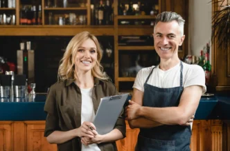 Ile trzeba mieć pieniędzy na franczyzę w Polsce? Koszty, przykłady i pułapki, o których mało kto mówi