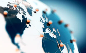 Ekspansja zagraniczna w praktyce. Globalny zasięg a lokalne zaufanie