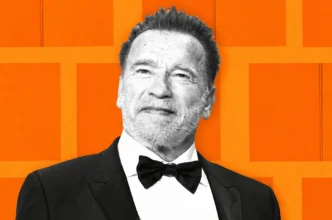 Schwarzenegger co roku daje w prezencie tę samą książkę. To nie przypadek