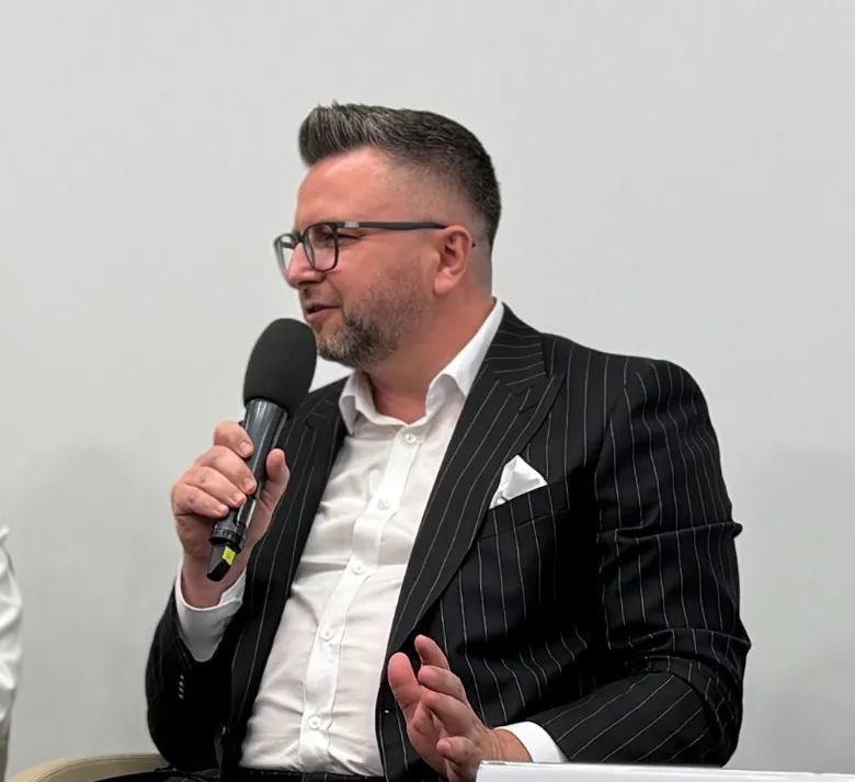 Na zdjęciu Jarosław Jędrej, współwłaściciel J&J Kancelaria Ubezpieczeniowa, partner Allianz / Fot. BGR