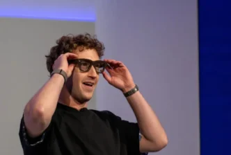 Mark Zuckerberg z okularami Meta Ray-Ban Display AI / Fot. Getty