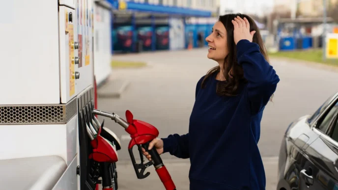 Litr Pb98 znów kosztuje ponad 8 zł. To bardzo dużo / Fot. Rabizo Anatolii, Shutterstock