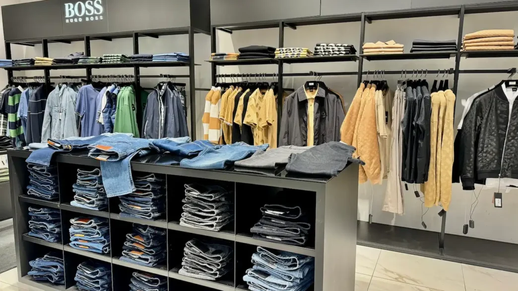 Hugo Boss powstał w 1924 r. / Fot. Zzzenia, Shutterstock