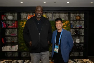 Shaq i jego pierwszy agent, Leonard Armato, rozmawiają o przekształceniu własnego wizerunku we własność intelektualną