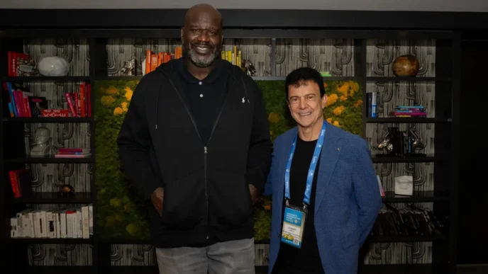 Shaq i jego pierwszy agent, Leonard Armato, rozmawiają o przekształceniu własnego wizerunku we własność intelektualną